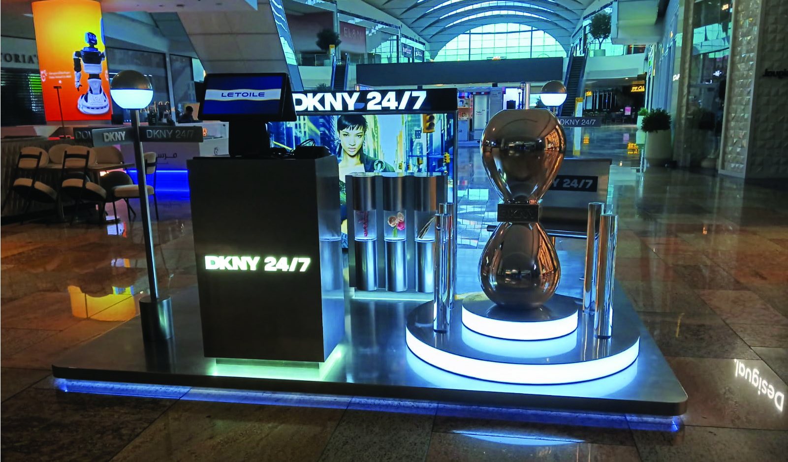 DKNY — image 4